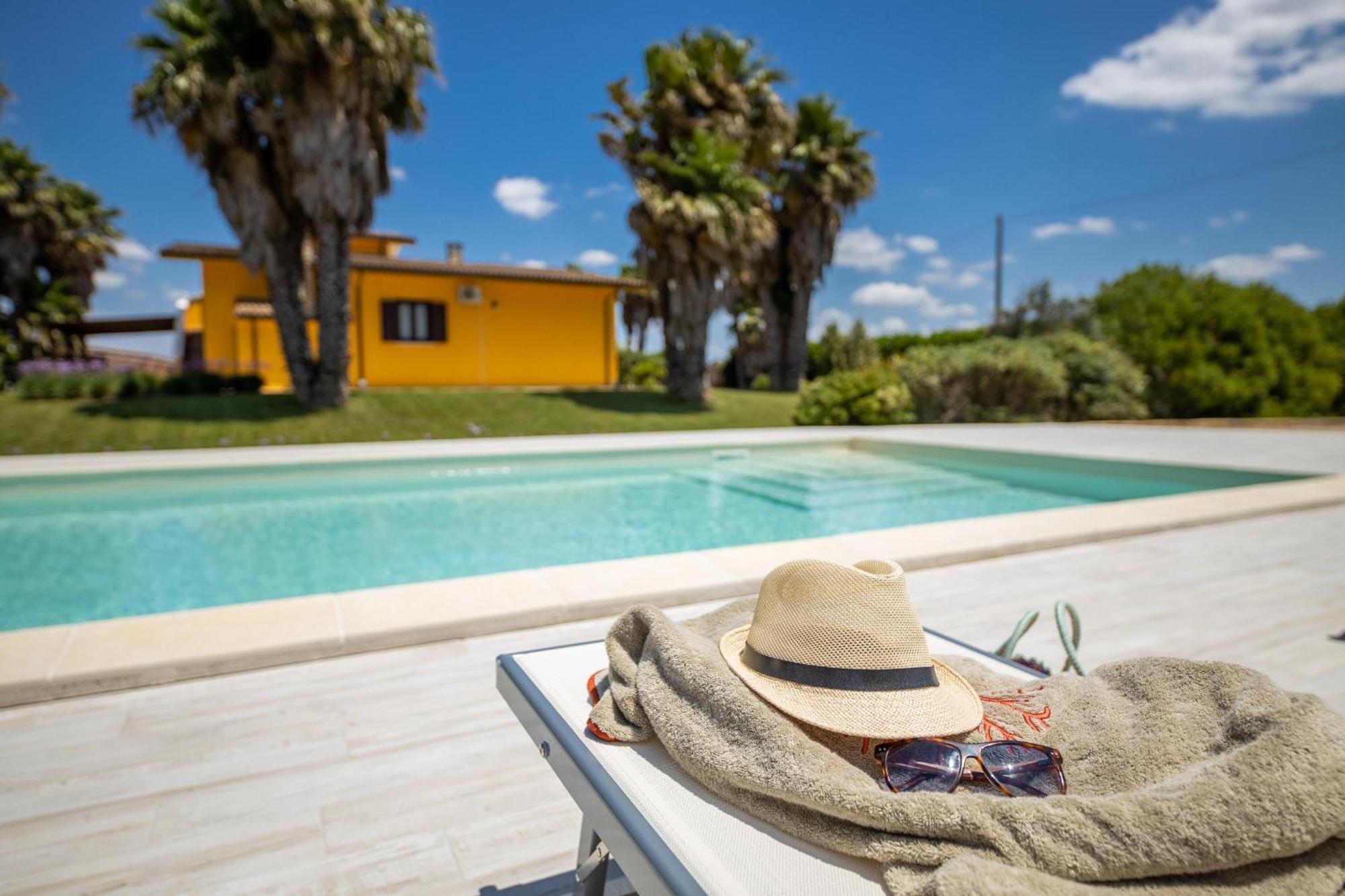 Villa Esmeralda Taviano  Bagian luar foto