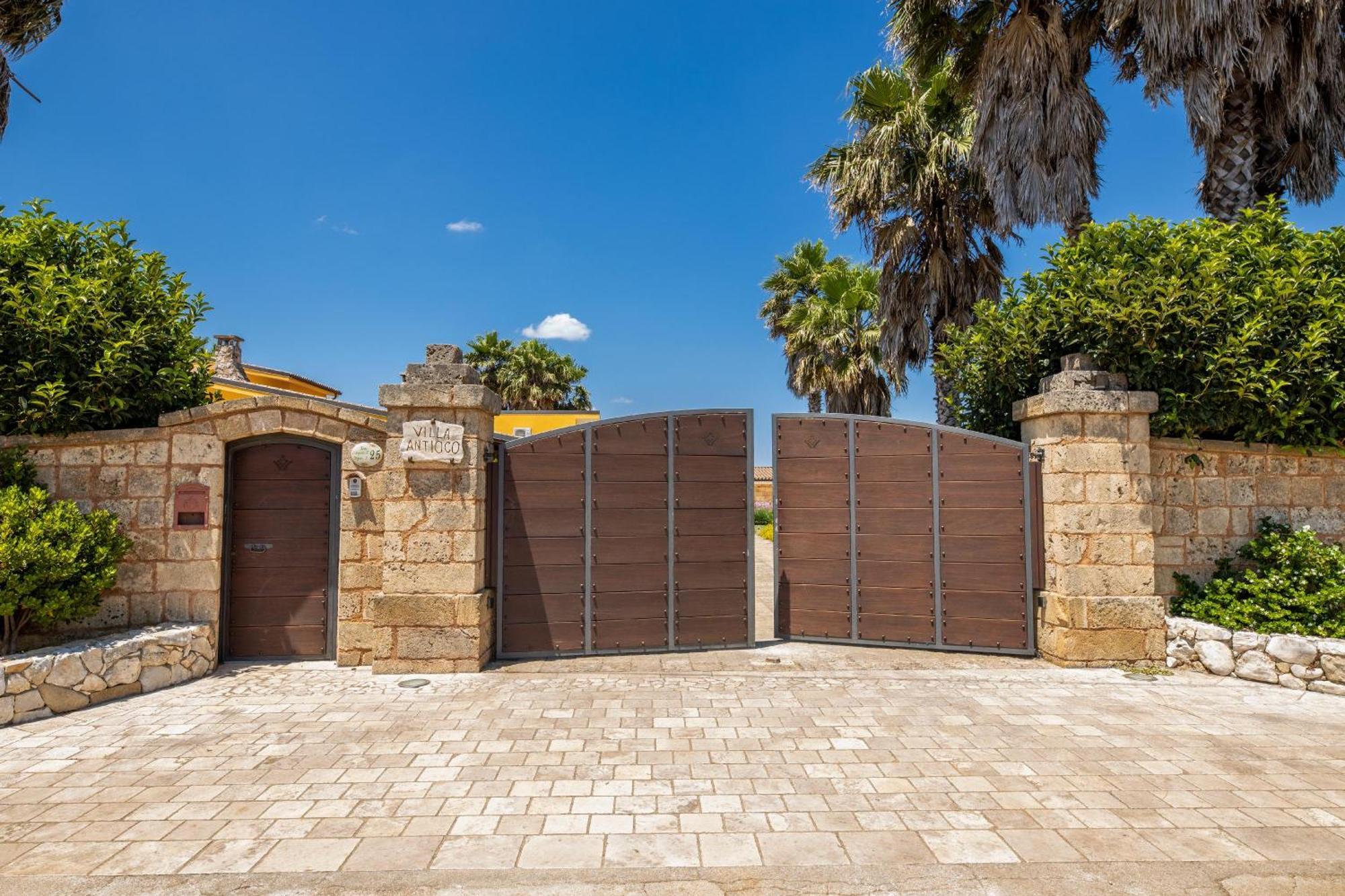 Villa Esmeralda Taviano  Bagian luar foto